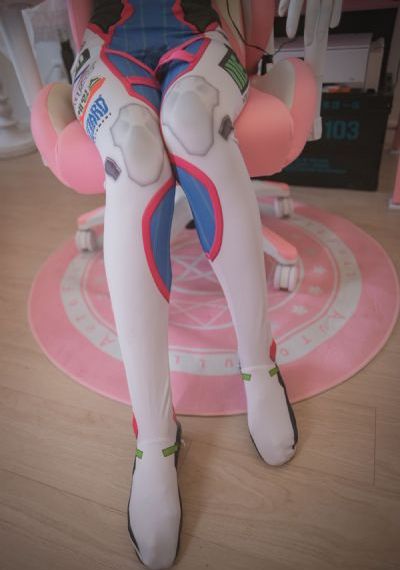 亚洲欧美制服在线一区二区_BD韩语手机在线观看